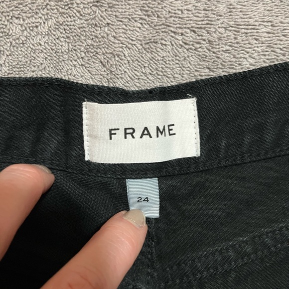 NWT Frame Black Front Cuff Shorts - Size 24 - Picture 6 of 10